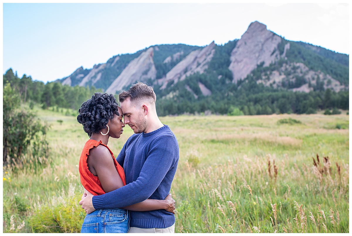 Denver Engagement Photographer, Denver Colorado Engagement, Boulder Engagement Photographer, Boulder Colorado Engagement, Fort Collins Engagement Photographer, Fort Collins Colorado Engagement, Estes Park Engagement Photographer, Estes Park Colorado Engagement, Colorado Engagement Inspiration, Colorado Engagement Ideas, Boulder sunset Engagement, Sunset Engagement, Lost Gulch overlook, Lost Gulch Engagement Photos, Boulder Chautauqua Park, Chautauqua Engagement Photos, Chautauqua Engagement Photographer