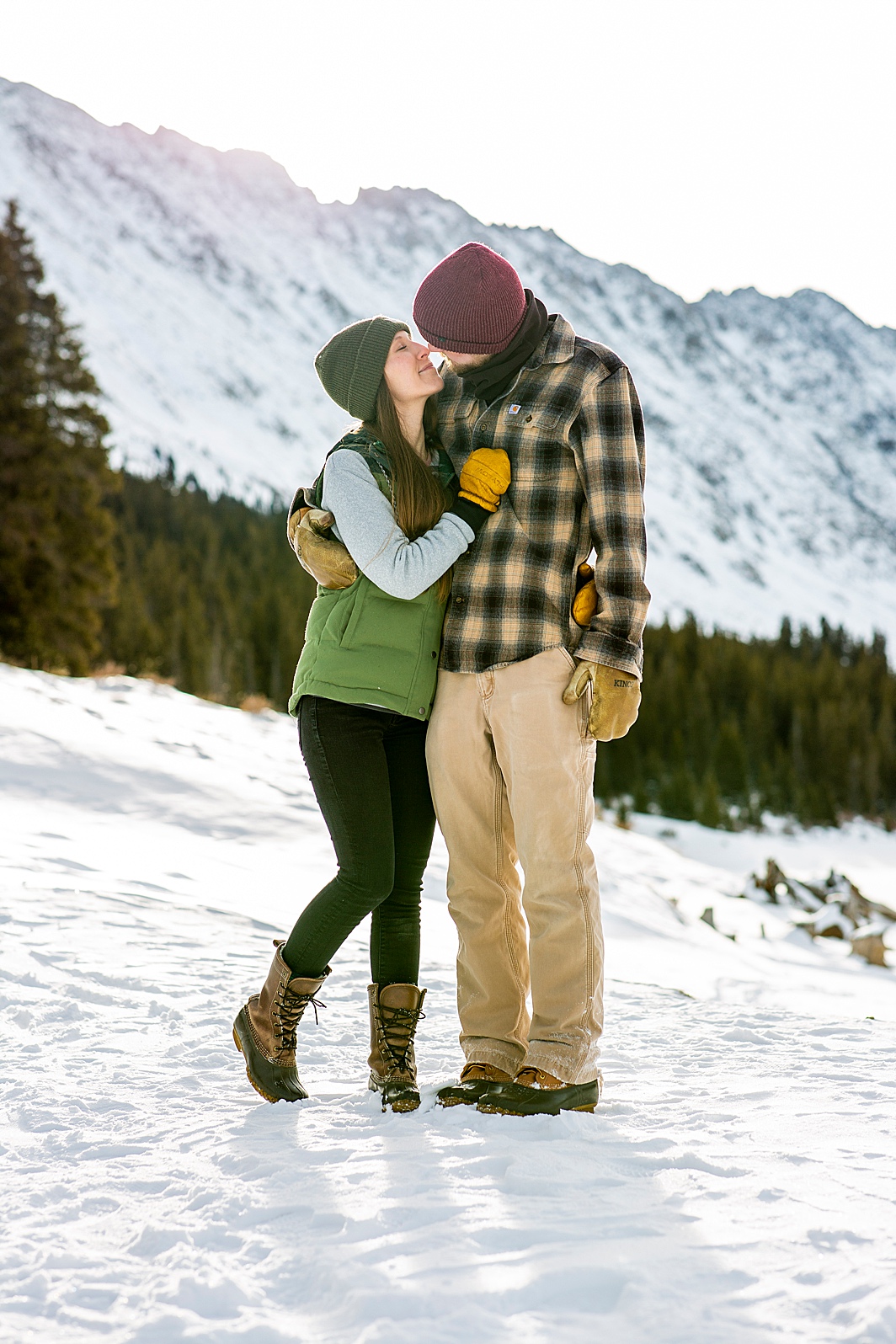 Cute engagement photos in winter in Colorado.